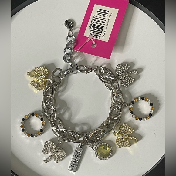 Sassy Jones Jewelry - Sassy Jones Silver Link Charm Bracelet